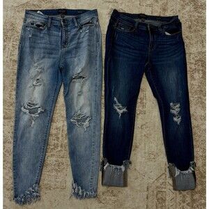 13/31 - Judy Blue Jeans - 2 Pairs - JB8241MD and JB82113DK